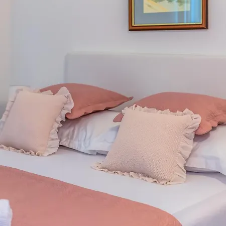 Daniela * 마카르스카