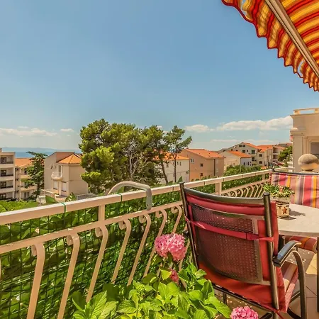 Daniela アパート