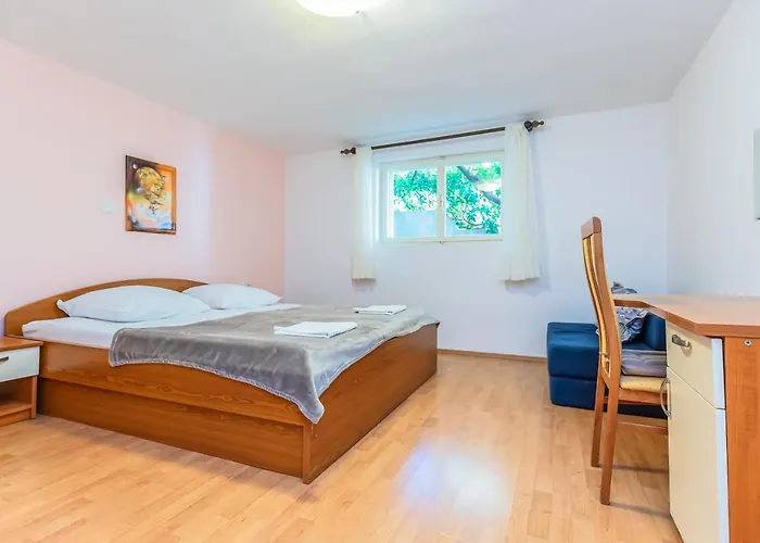 Daniela Apartamento Makarska