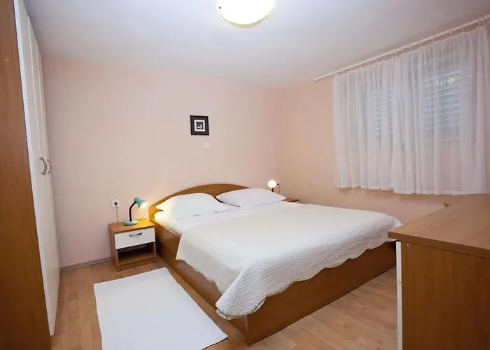 Daniela Apartamento Makarska
